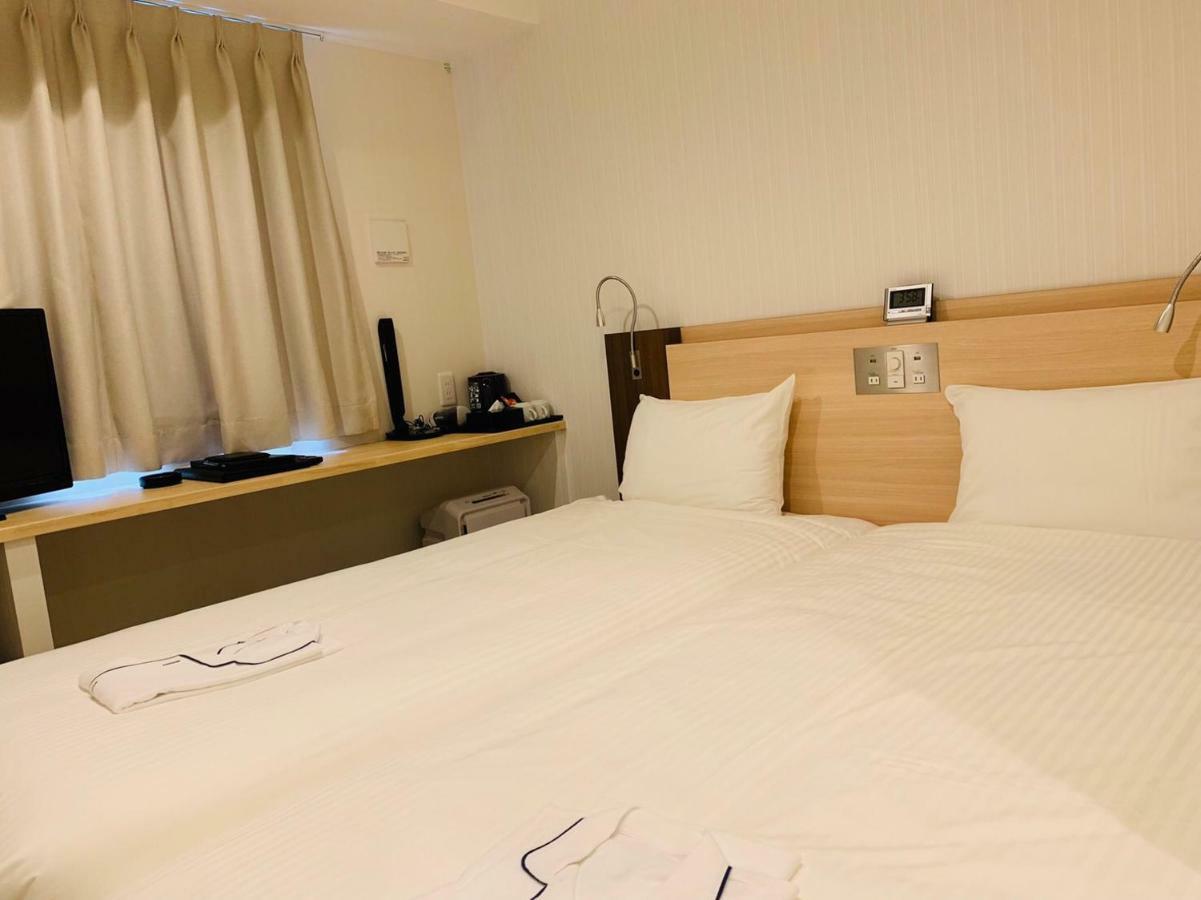 Toyotomi Inn 難波高津 Oszaka Kültér fotó